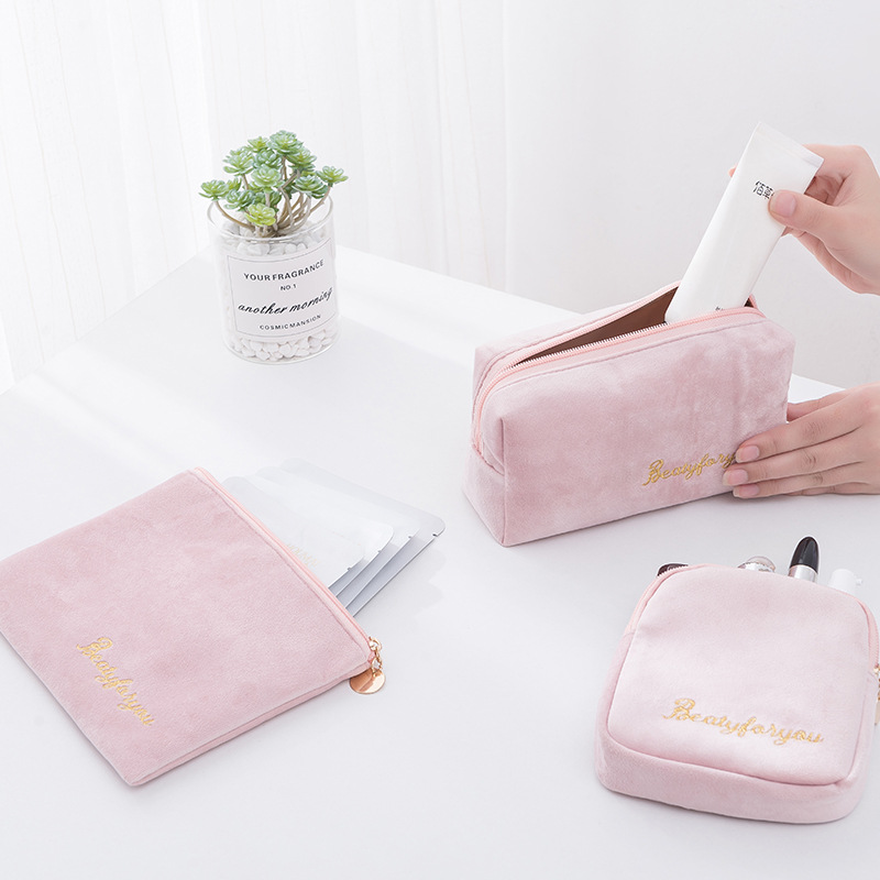Cosmetic bag (3)